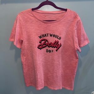 Draper James - What Would Dolly Do? T shirt.